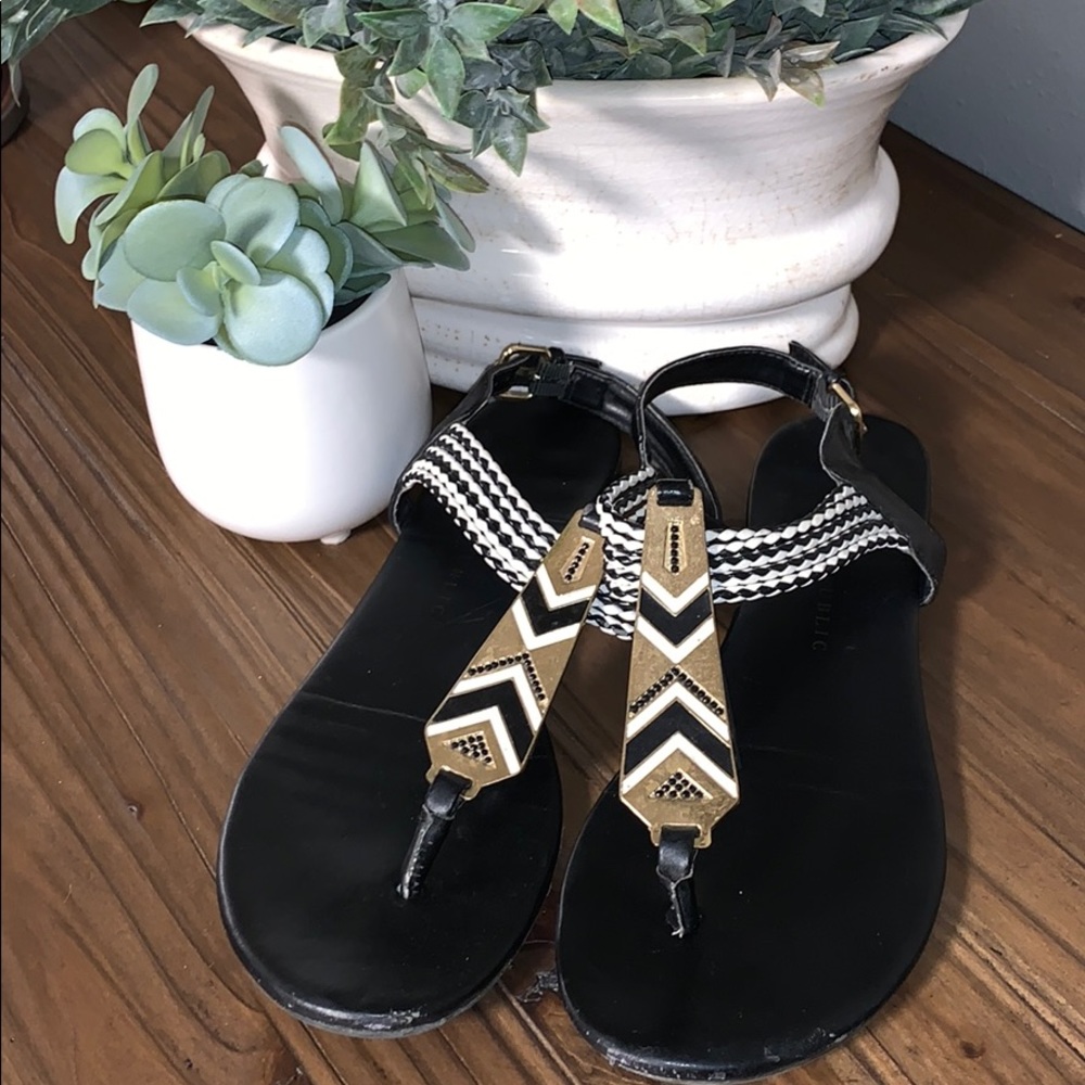 Rock & republic black and gold sandals